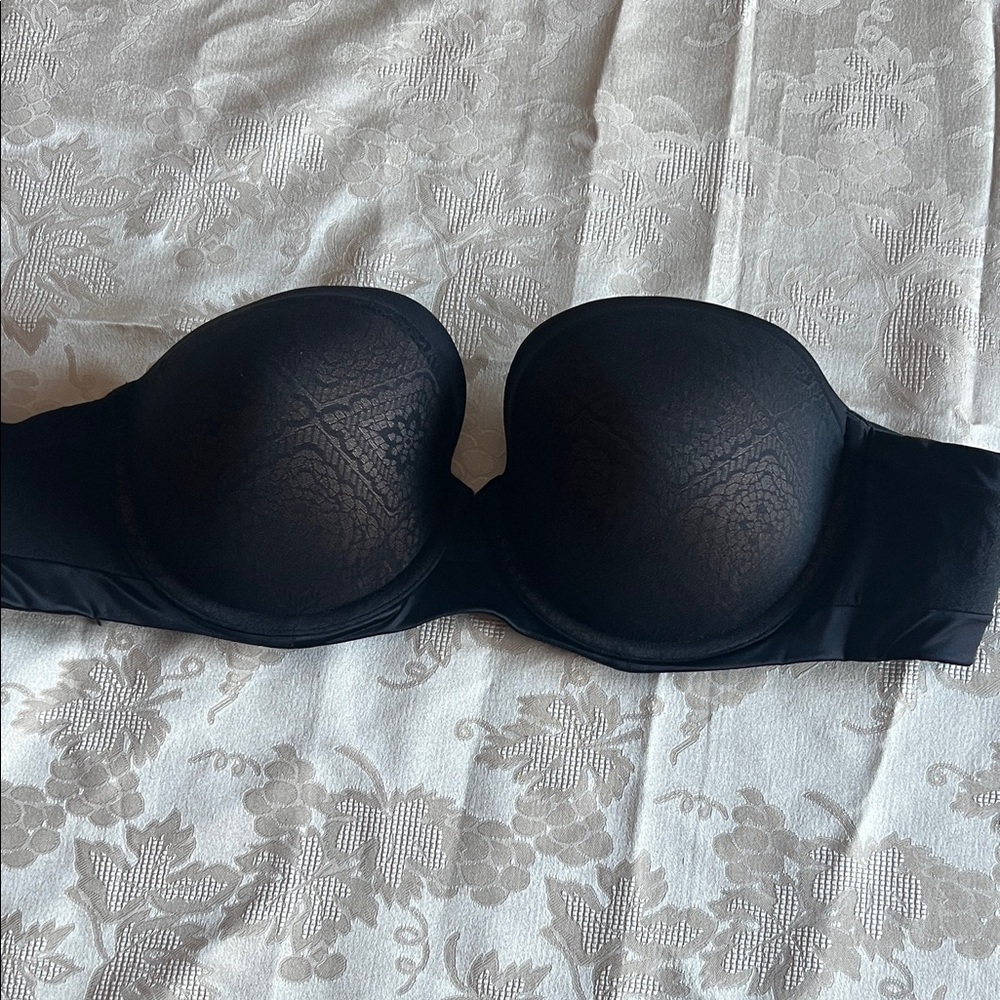 Ambrielle Black Strapless Bra